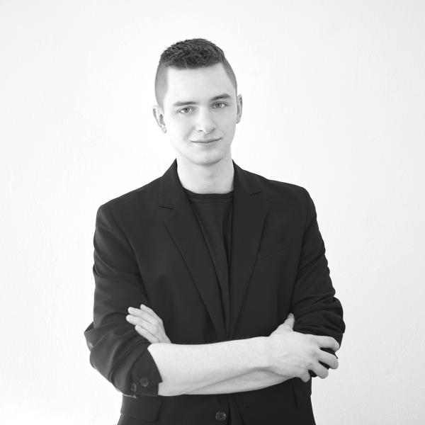 Jamie Vermeersch - Client Advisor - Louis Vuitton